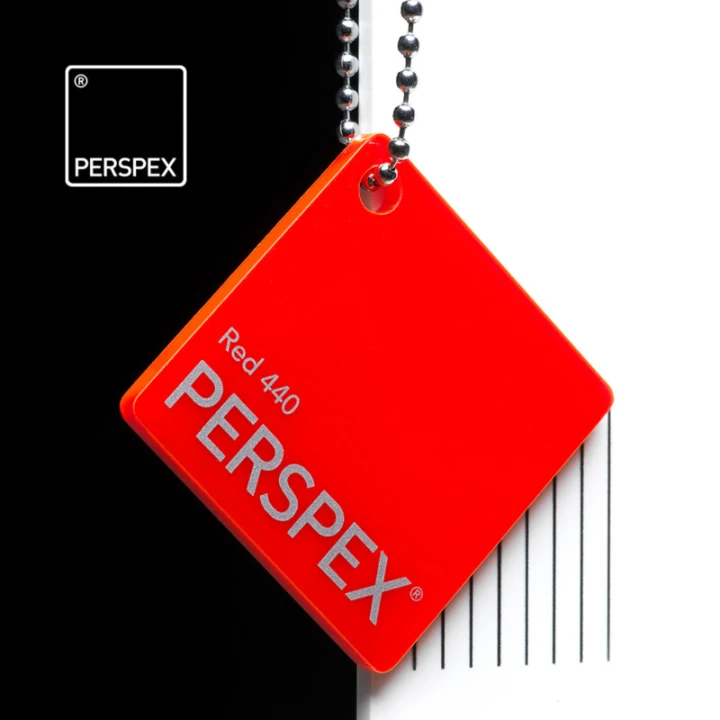Plexi czerwona 440 błysk 3 mm Perspex.jpg