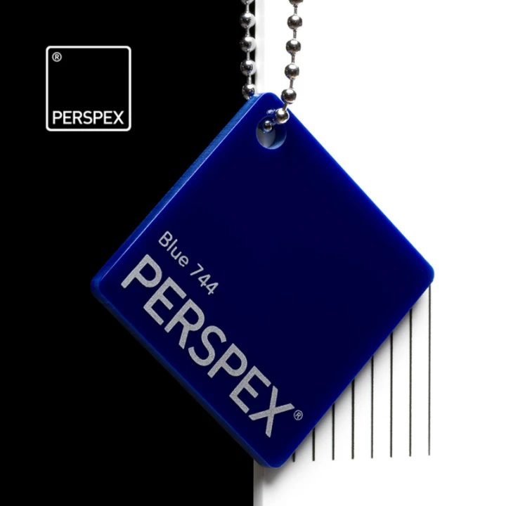 Plexi 3 mm niebieska 744 Błysk Perspex.jpg